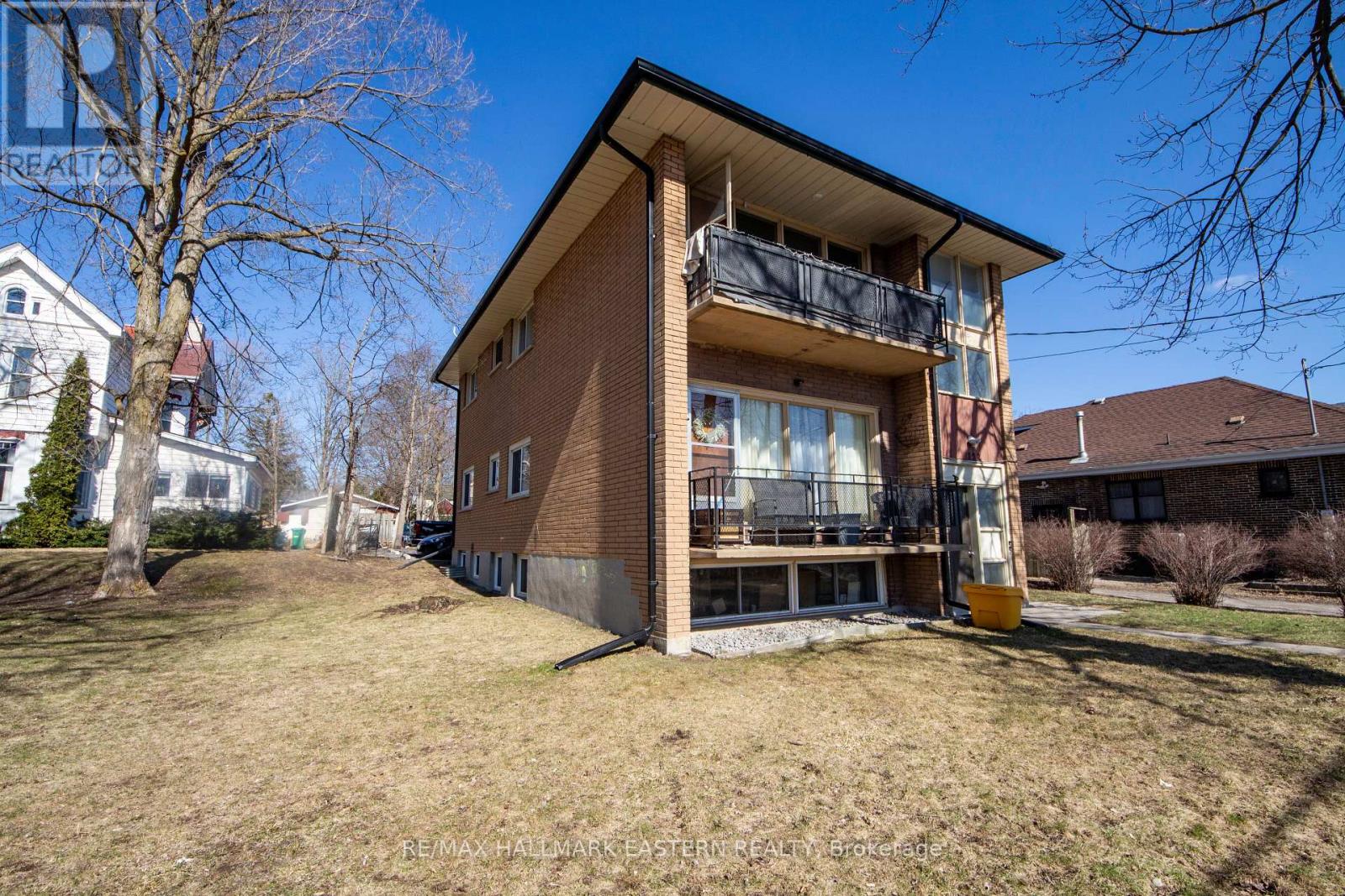 722 Chemong Road, Peterborough, Ontario  K9H 5Y9 - Photo 2 - X12828300