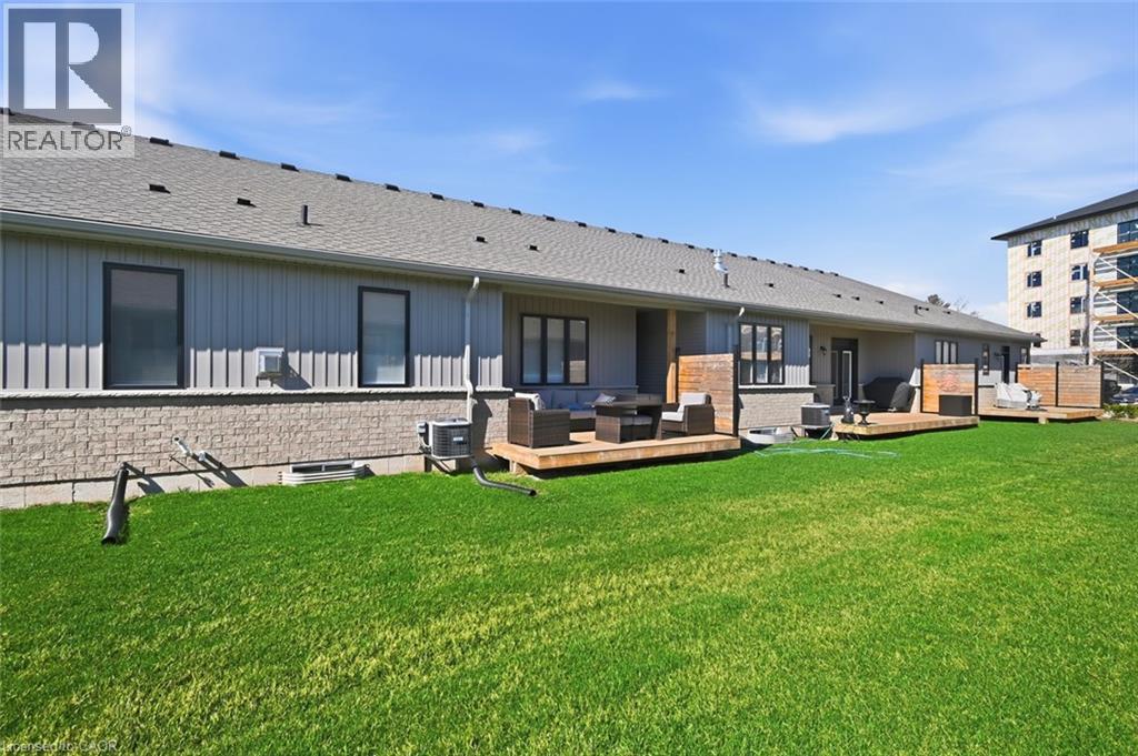 18 Borden Trail, Welland, Ontario  L3C 0H1 - Photo 46 - 40819904