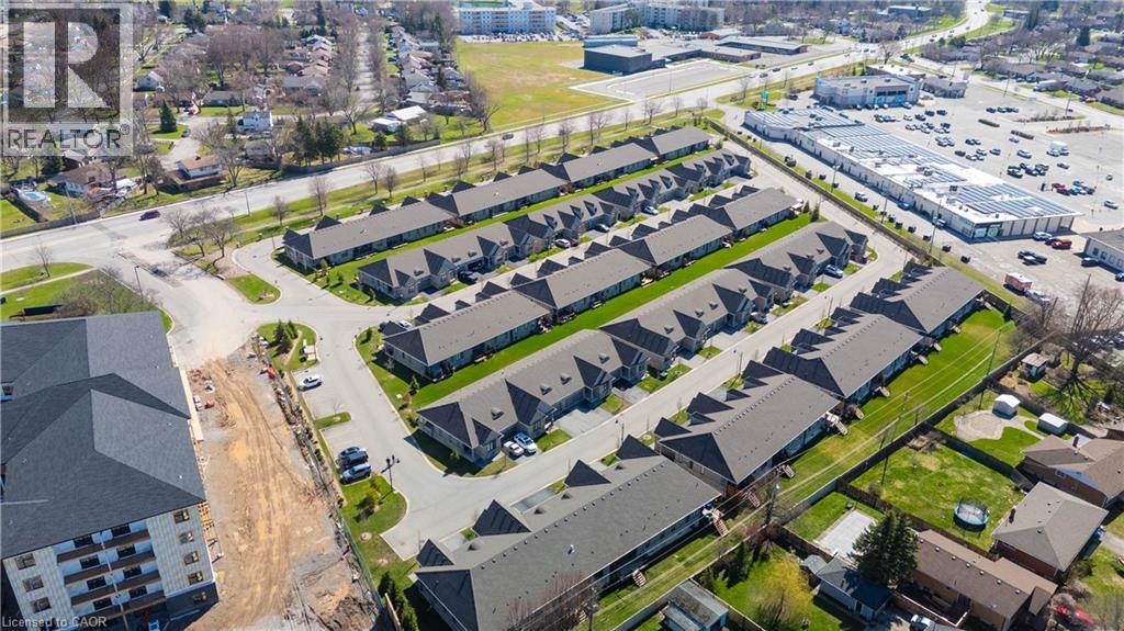 18 Borden Trail, Welland, Ontario  L3C 0H1 - Photo 7 - 40819904