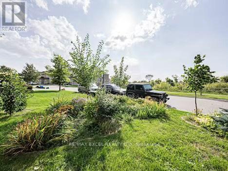 21 Paradise Valley Trail, King, Ontario  L7B 0A5 - Photo 3 - N12943508