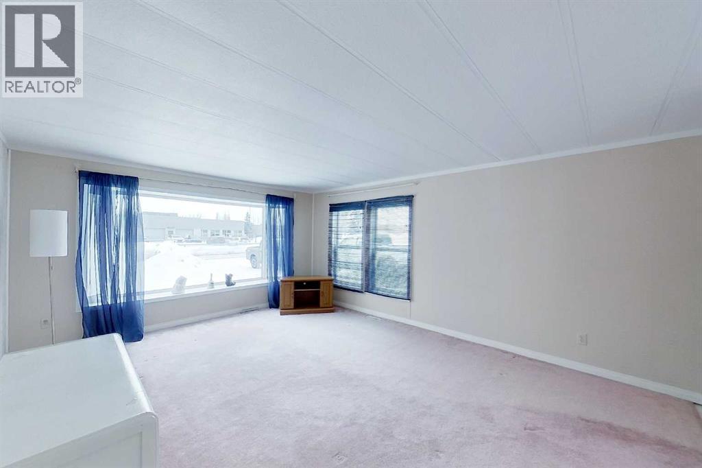 108 3 Street Sw, Slave Lake, Alberta  T0G 2A4 - Photo 5 - A2297742