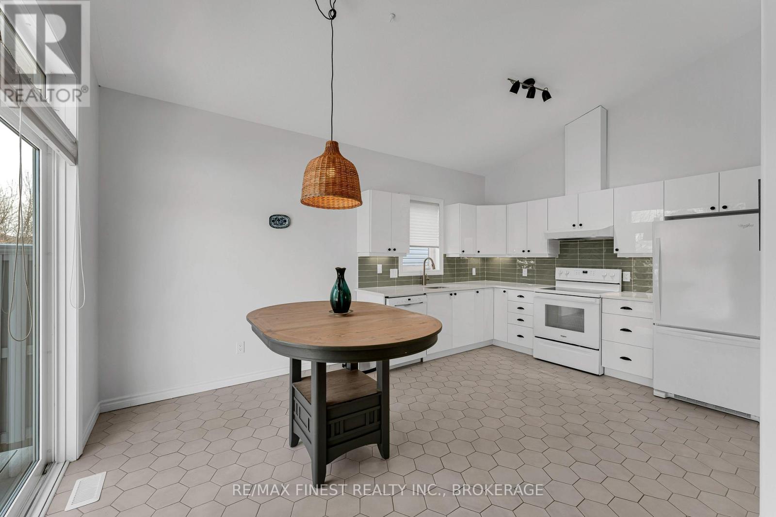 34 Schooner Drive, Kingston, Ontario  K7K 7J8 - Photo 22 - X13001182