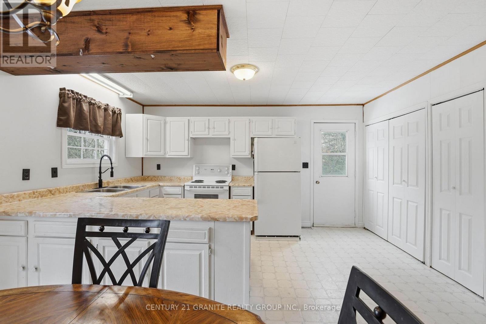 301 Hybla Road, Hastings Highlands, Ontario  K0L 1C0 - Photo 14 - X13001236