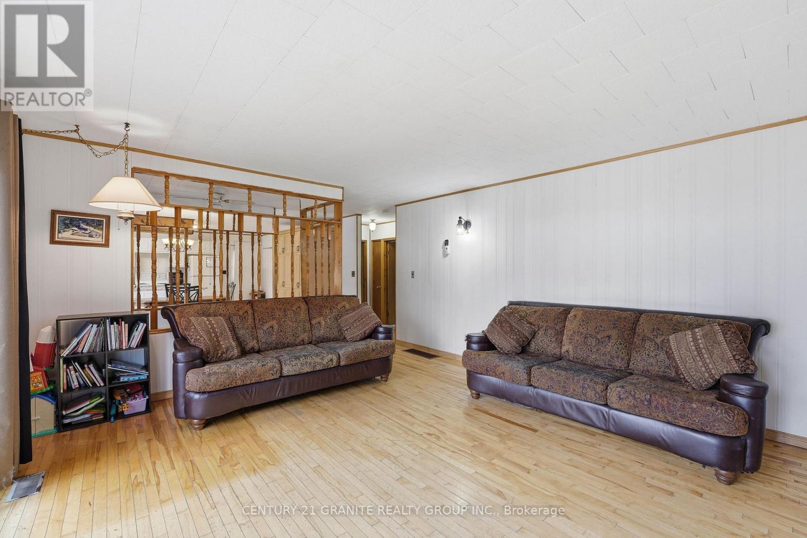 301 Hybla Road, Hastings Highlands, Ontario  K0L 1C0 - Photo 8 - X13001236