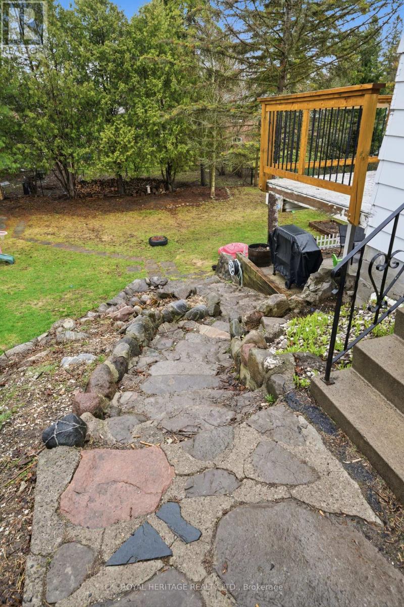 15 Kidd Avenue, Quinte West, Ontario  K8V 2C6 - Photo 42 - X13001266