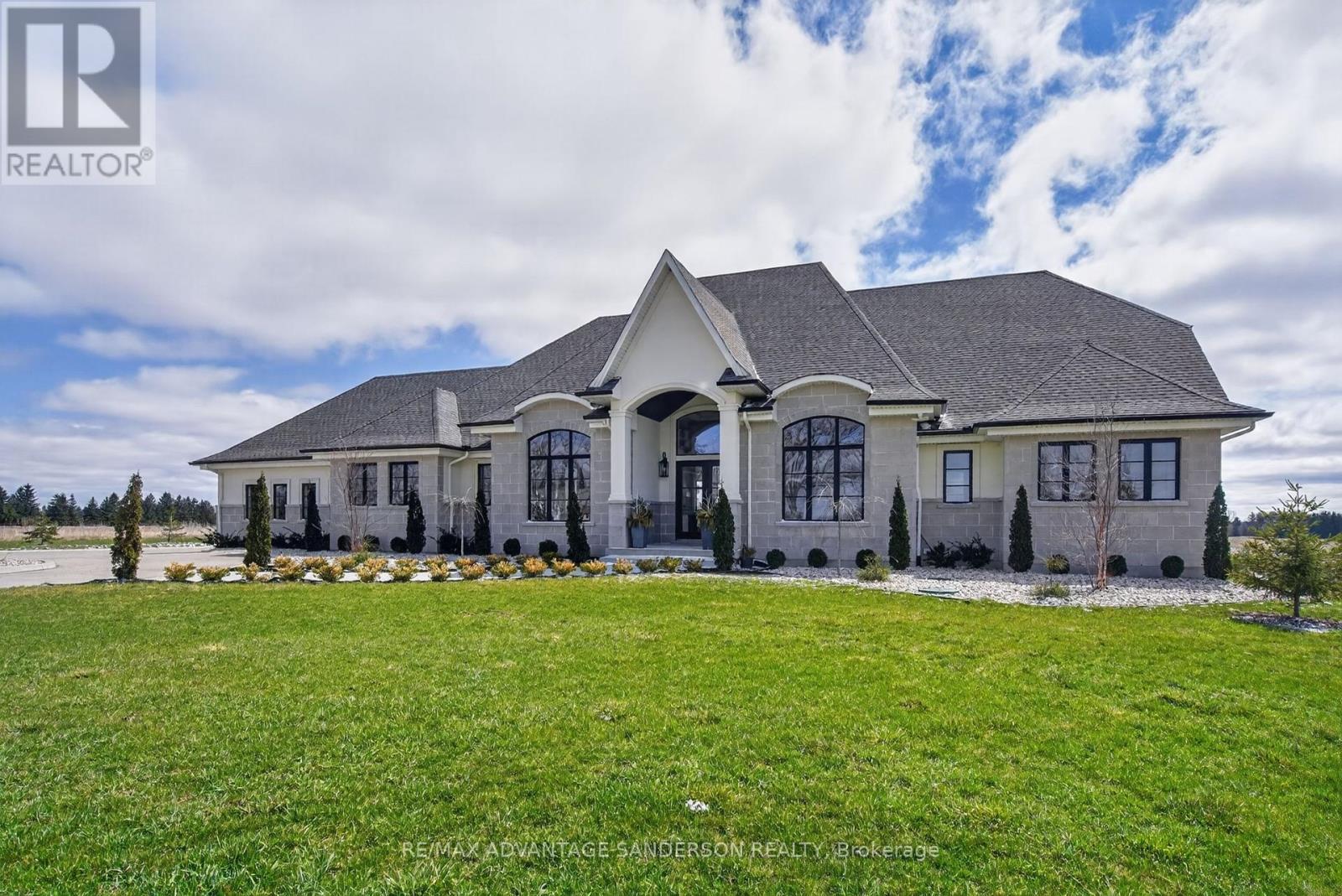 13419 Thirteen Mile Road, Middlesex Centre, Ontario  N0M 1P0 - Photo 10 - X13001056