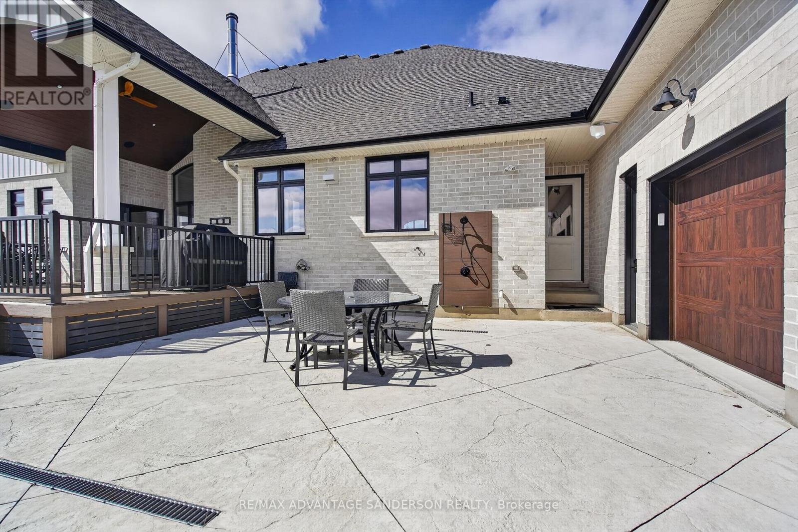 13419 Thirteen Mile Road, Middlesex Centre, Ontario  N0M 1P0 - Photo 14 - X13001056