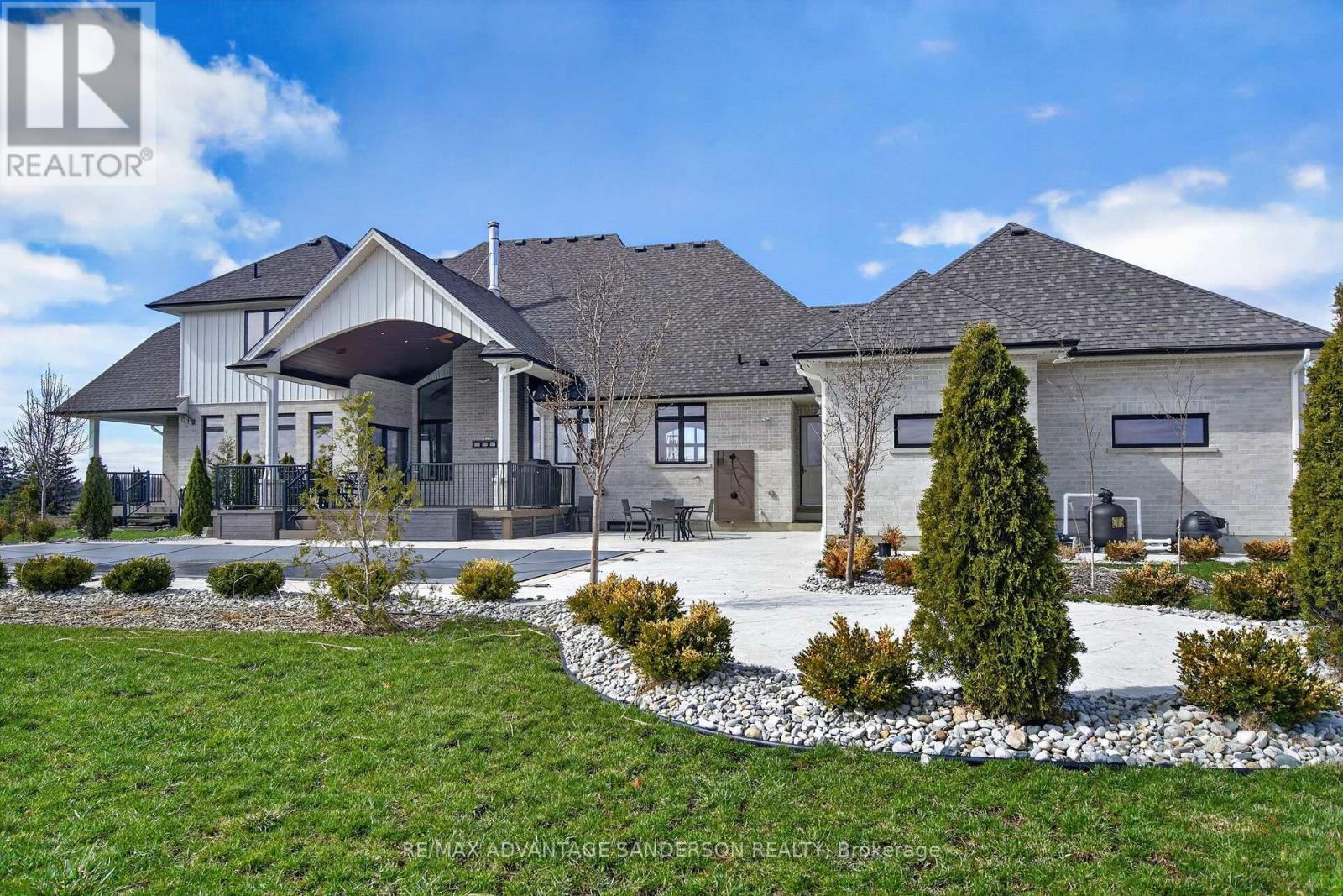 13419 Thirteen Mile Road, Middlesex Centre, Ontario  N0M 1P0 - Photo 15 - X13001056