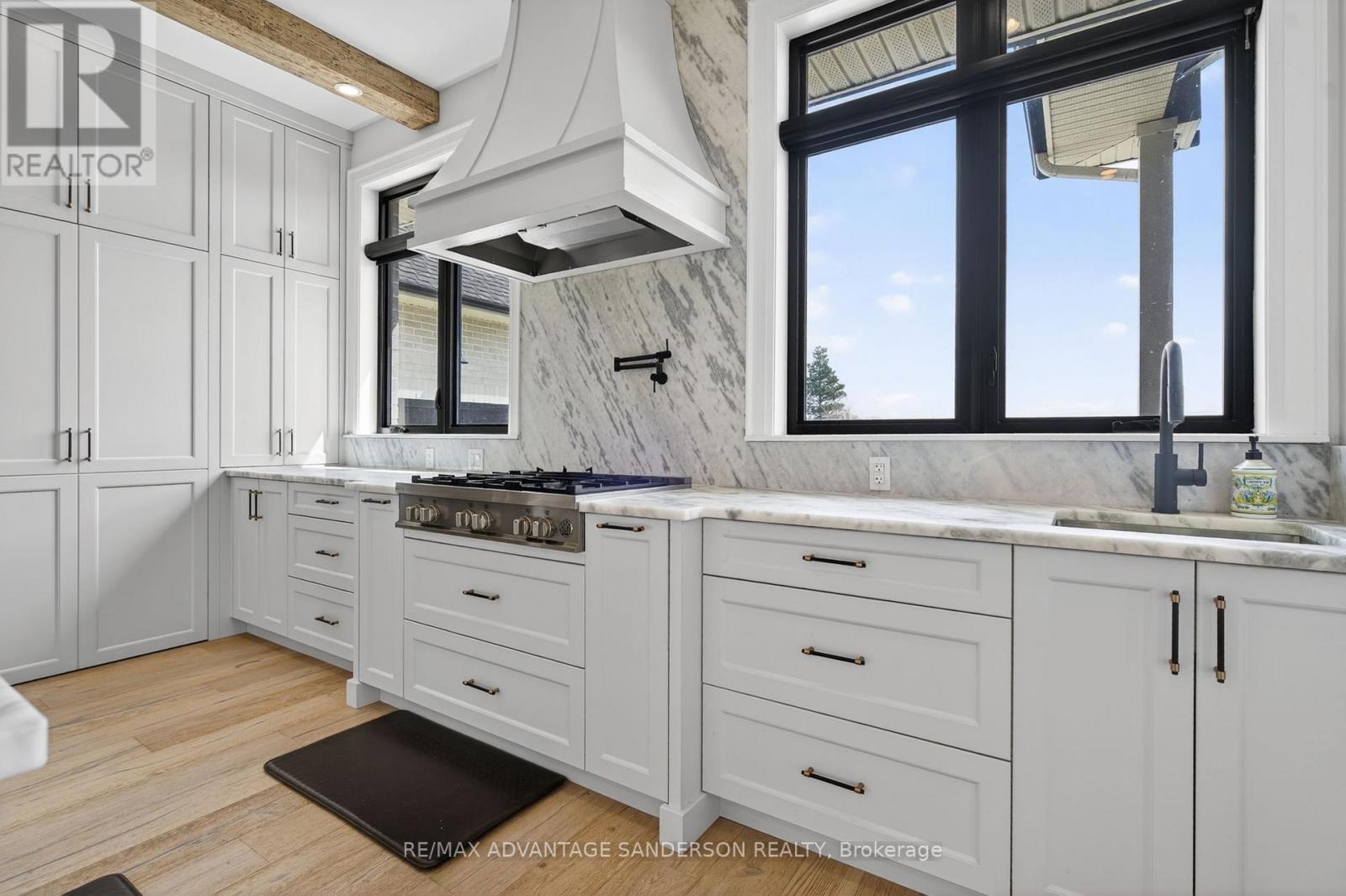 13419 Thirteen Mile Road, Middlesex Centre, Ontario  N0M 1P0 - Photo 30 - X13001056