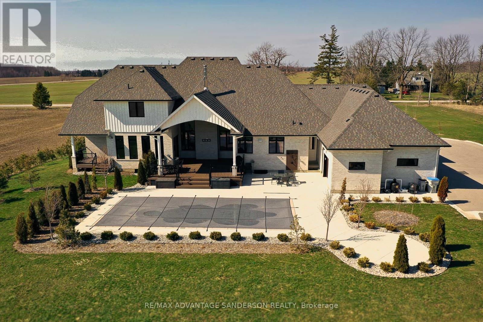 13419 Thirteen Mile Road, Middlesex Centre, Ontario  N0M 1P0 - Photo 5 - X13001056