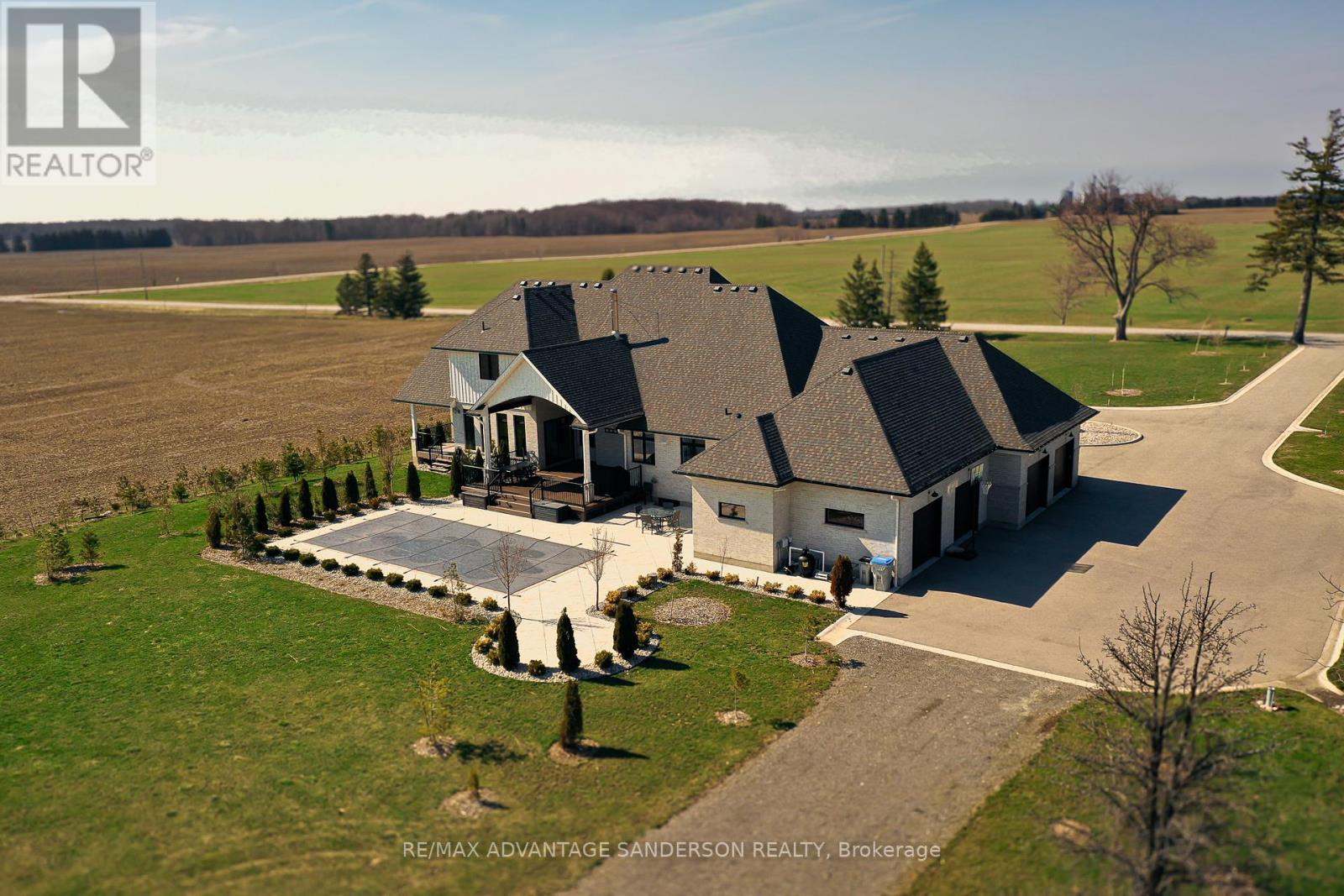 13419 Thirteen Mile Road, Middlesex Centre, Ontario  N0M 1P0 - Photo 6 - X13001056