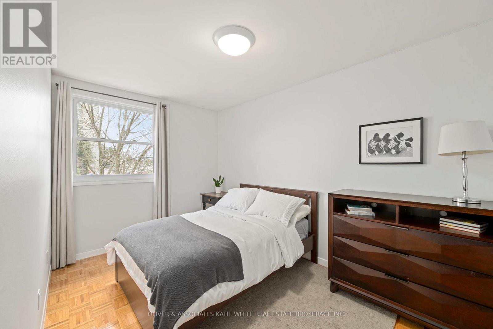 718 Wonderland Road S, London South, Ontario N6K 1L8 - Photo 16 - X13001240