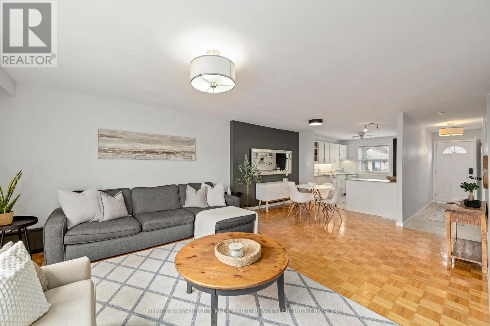 718 Wonderland Road S, London South, Ontario N6K 1L8 - Photo 4 - X13001240