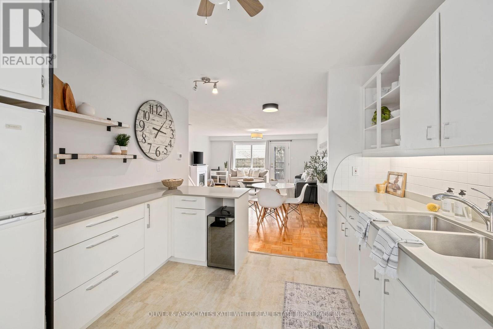 718 Wonderland Road S, London South, Ontario N6K 1L8 - Photo 8 - X13001240