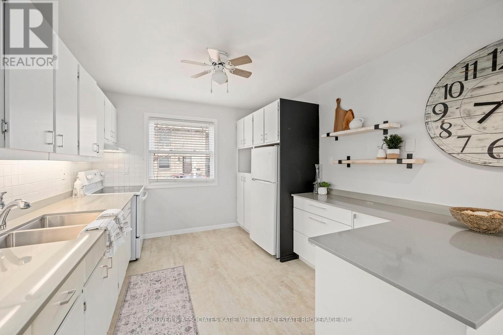 718 Wonderland Road S, London South, Ontario N6K 1L8 - Photo 9 - X13001240