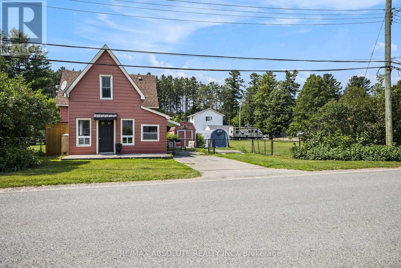 10 NEILSON STREET, McNab/Braeside, Ontario