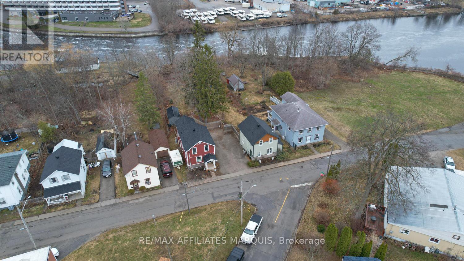 20 River Street, Smiths Falls, Ontario  K7A 3S2 - Photo 2 - X13001042