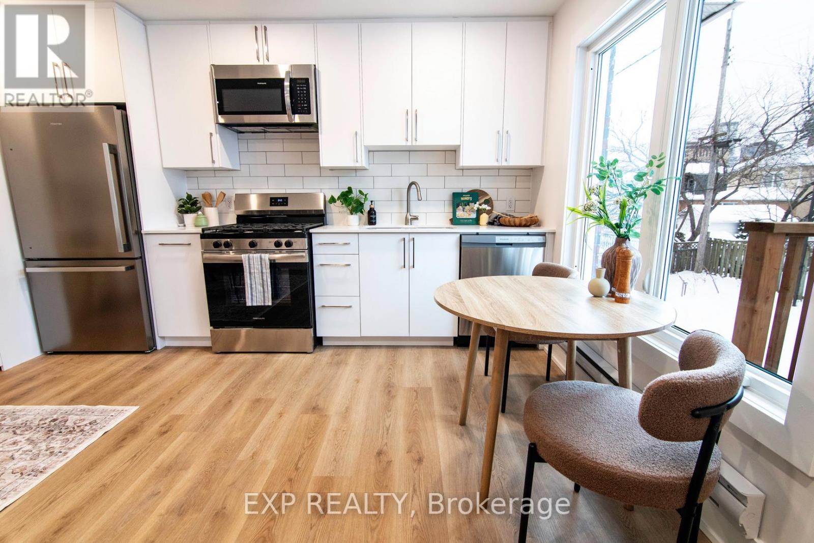 142 Young Street, Ottawa, Ontario  K1Y 3P9 - Photo 2 - X13001070