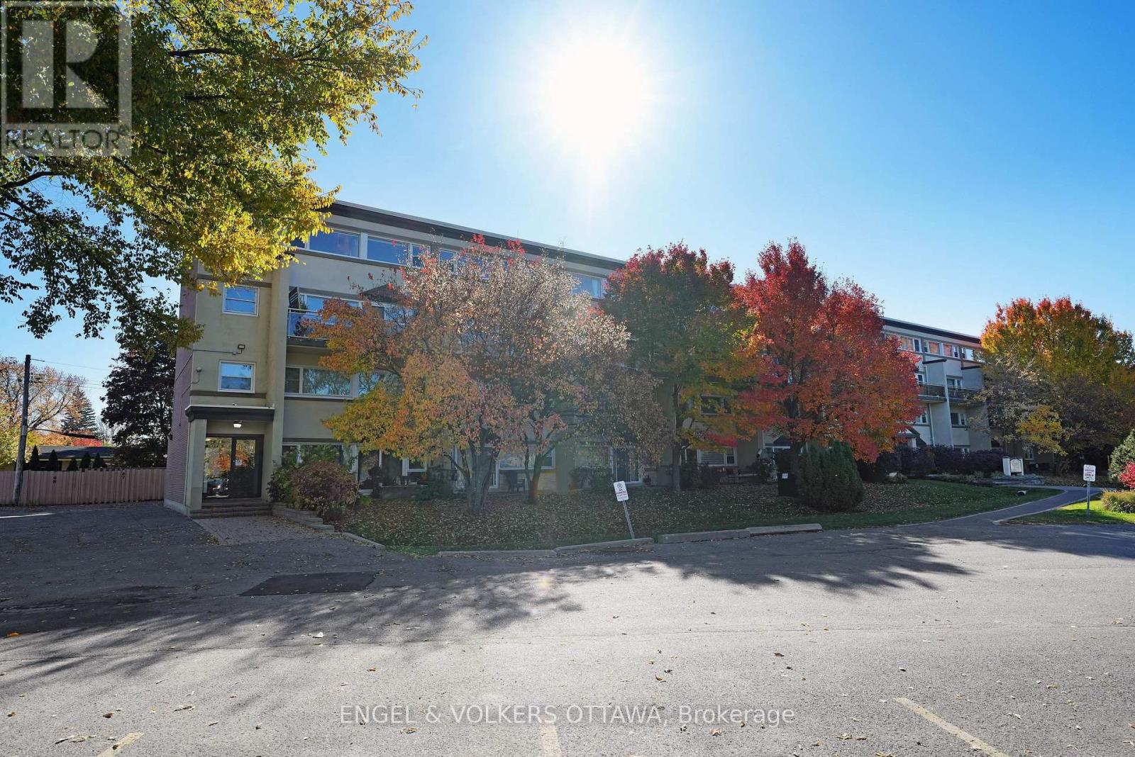 216 - 12 Corkstown Road, Ottawa, Ontario  K2H 5B3 - Photo 1 - X13001230
