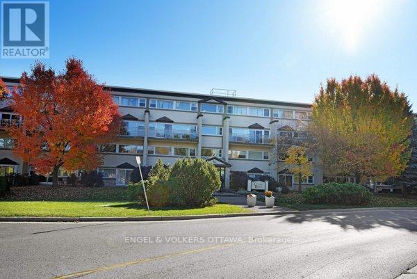 216 - 12 Corkstown Road, Ottawa, Ontario  K2H 5B3 - Photo 4 - X13001230