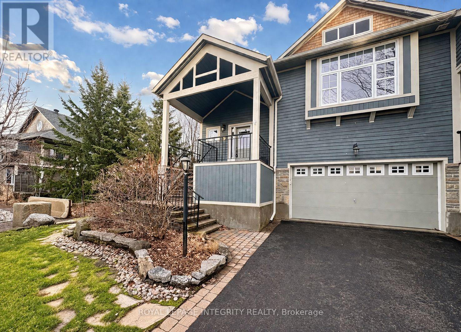 15 Marsh Sparrow Private, Ottawa, Ontario  K2K 3P1 - Photo 2 - X13001246