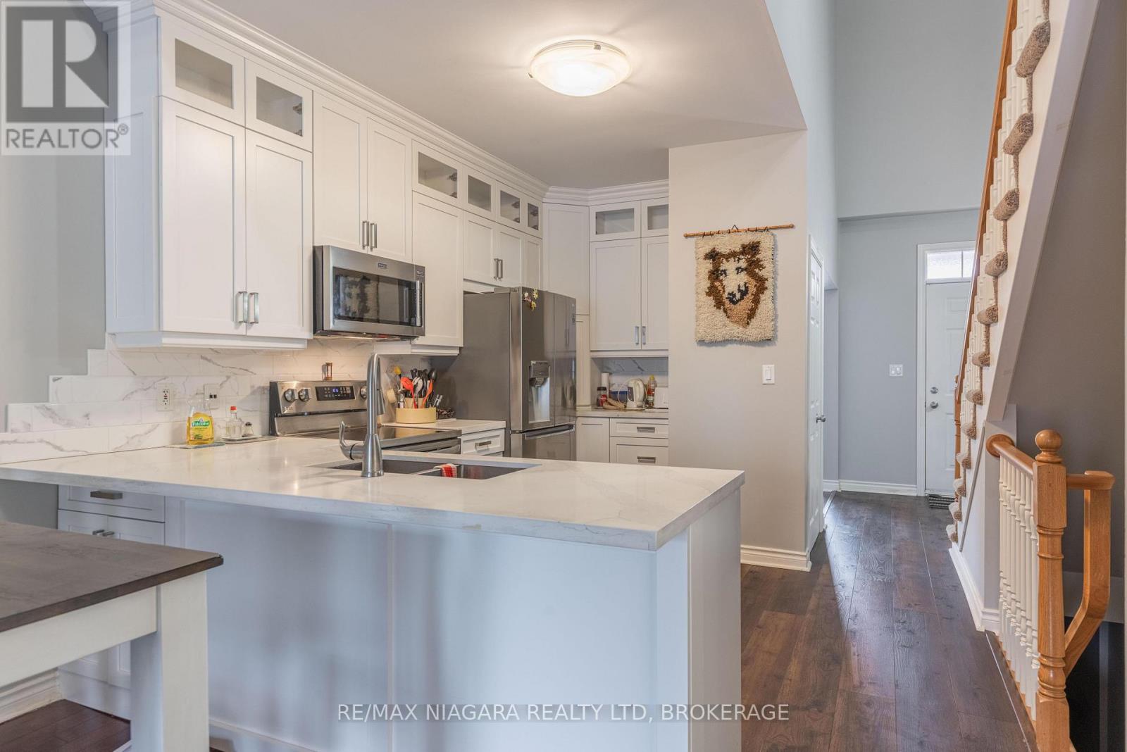 16 - 8142 Costabile Drive, Niagara Falls, Ontario  L2H 3M3 - Photo 5 - X13000876