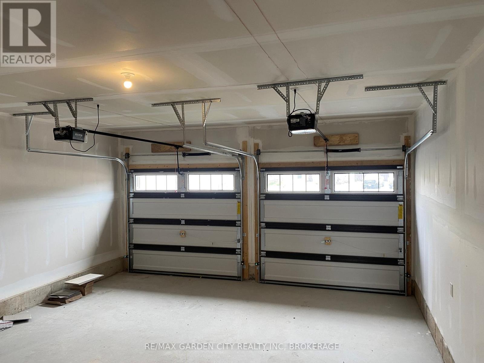 74 Oriole Crescent, Port Colborne, Ontario  L3K 5Z9 - Photo 39 - X13000886