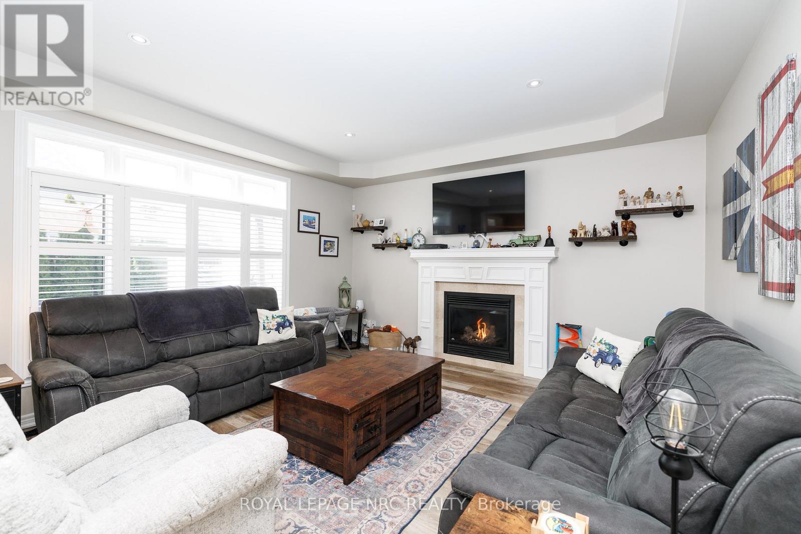 12 Wilfrid Laurier Crescent, St. Catharines, Ontario  L2P 0A4 - Photo 11 - X13000982