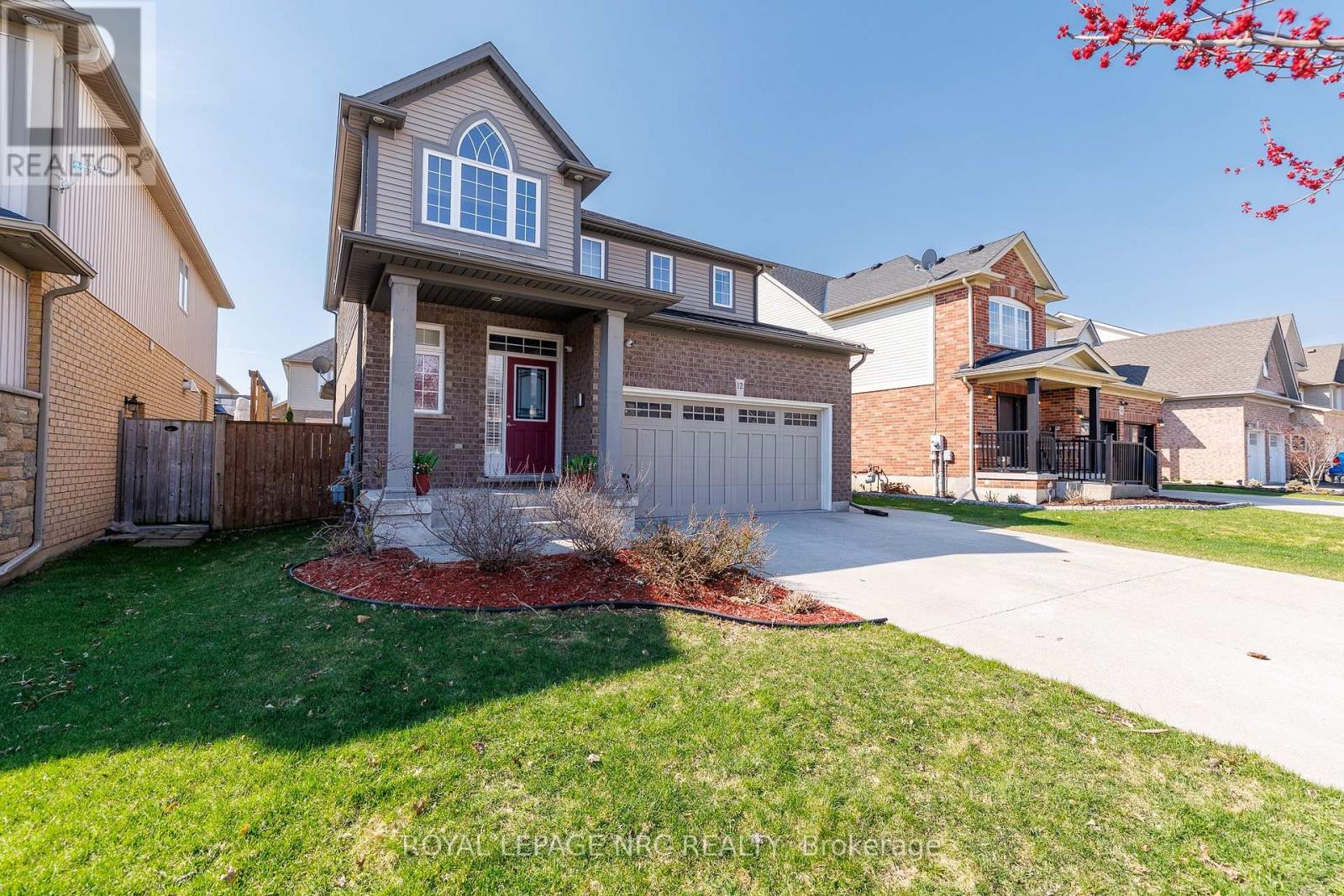 12 Wilfrid Laurier Crescent, St. Catharines, Ontario  L2P 0A4 - Photo 4 - X13000982