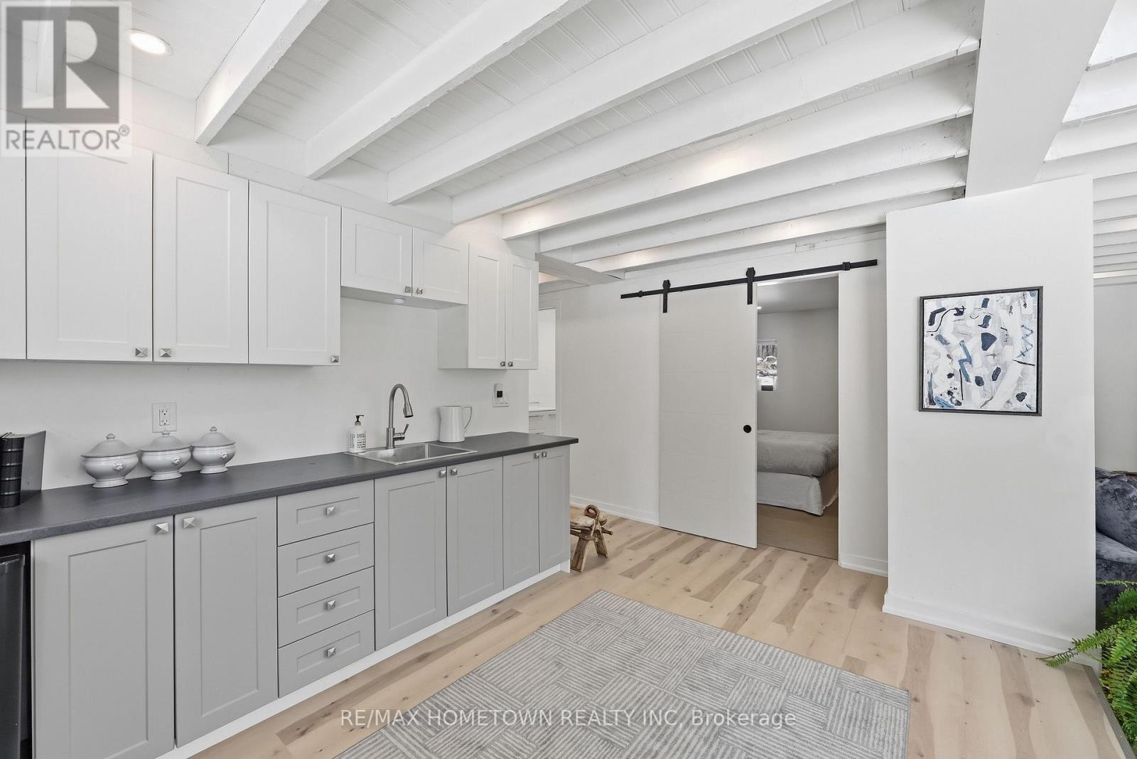 414 Old River Road, Front Of Yonge, Ontario  K0E 1R0 - Photo 11 - X13001250