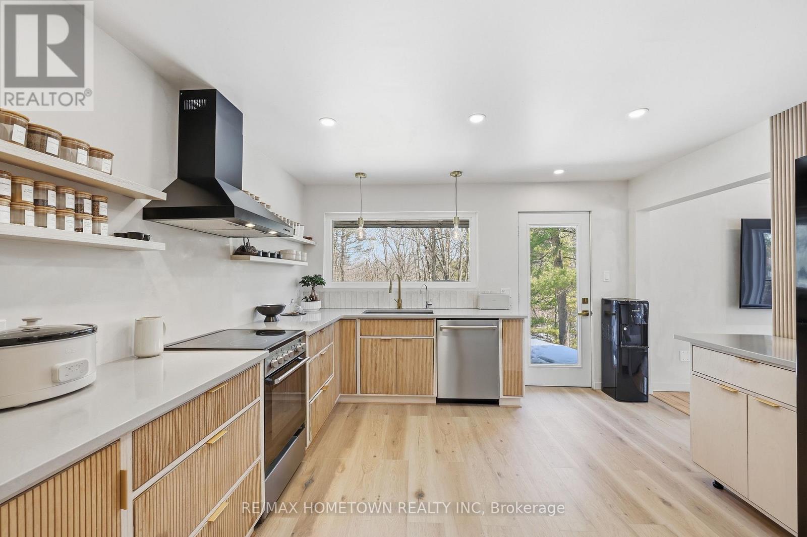 414 Old River Road, Front Of Yonge, Ontario  K0E 1R0 - Photo 32 - X13001250