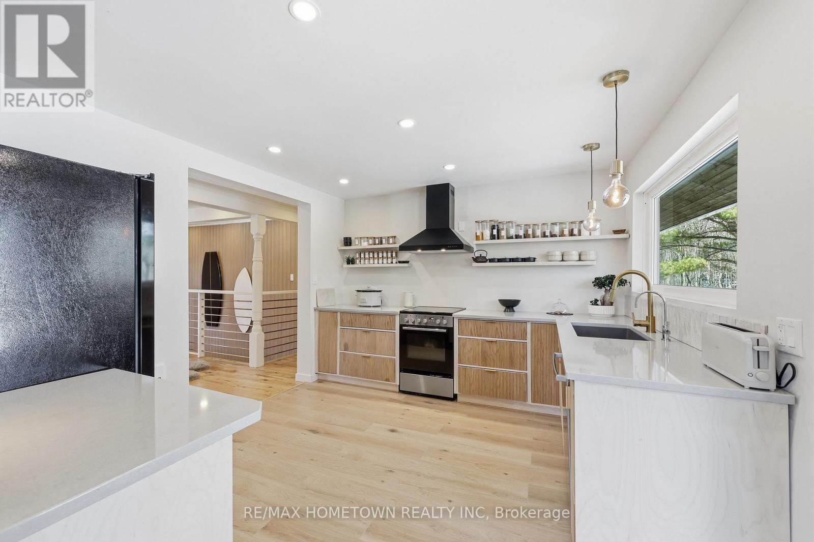 414 Old River Road, Front Of Yonge, Ontario  K0E 1R0 - Photo 33 - X13001250