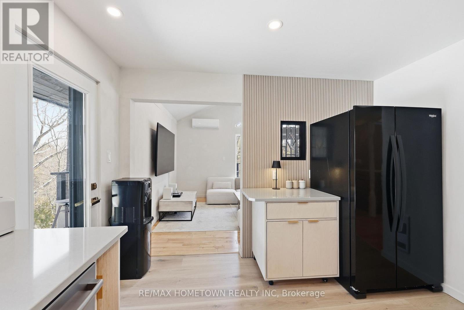 414 Old River Road, Front Of Yonge, Ontario  K0E 1R0 - Photo 34 - X13001250