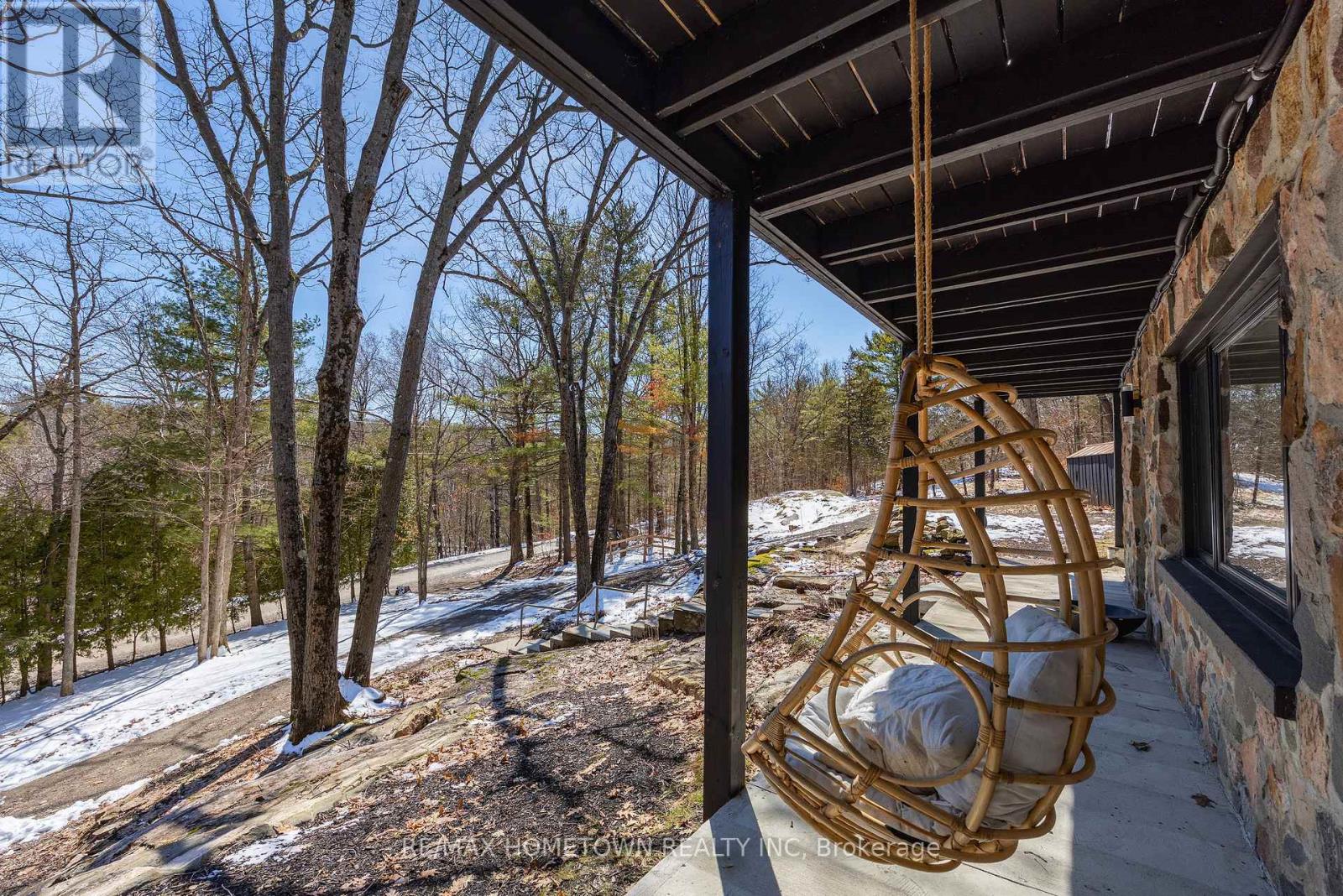 414 Old River Road, Front Of Yonge, Ontario  K0E 1R0 - Photo 4 - X13001250