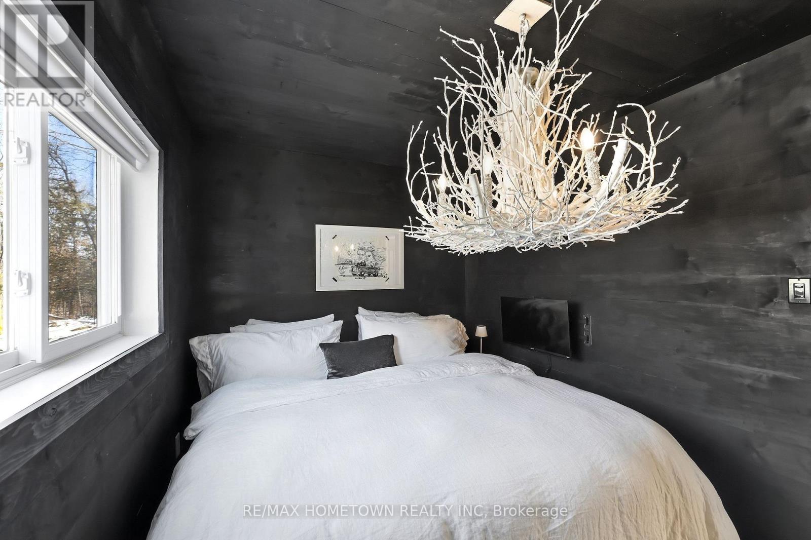 414 Old River Road, Front Of Yonge, Ontario  K0E 1R0 - Photo 41 - X13001250