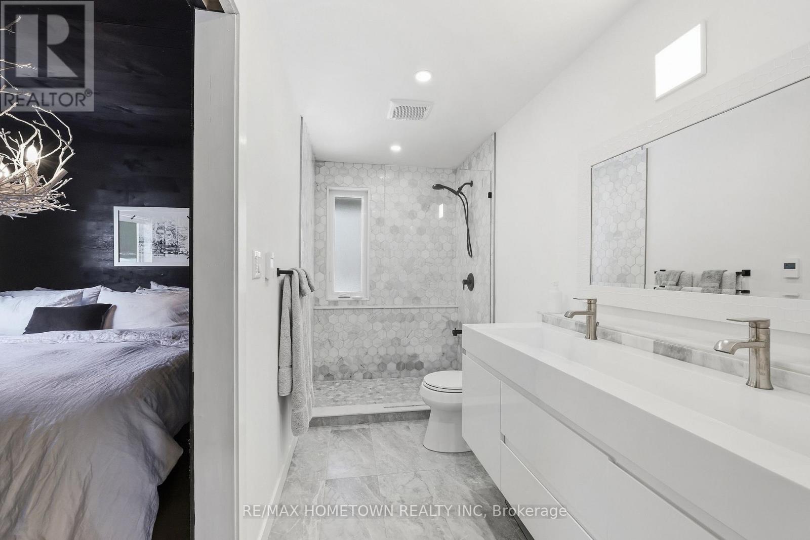 414 Old River Road, Front Of Yonge, Ontario  K0E 1R0 - Photo 44 - X13001250