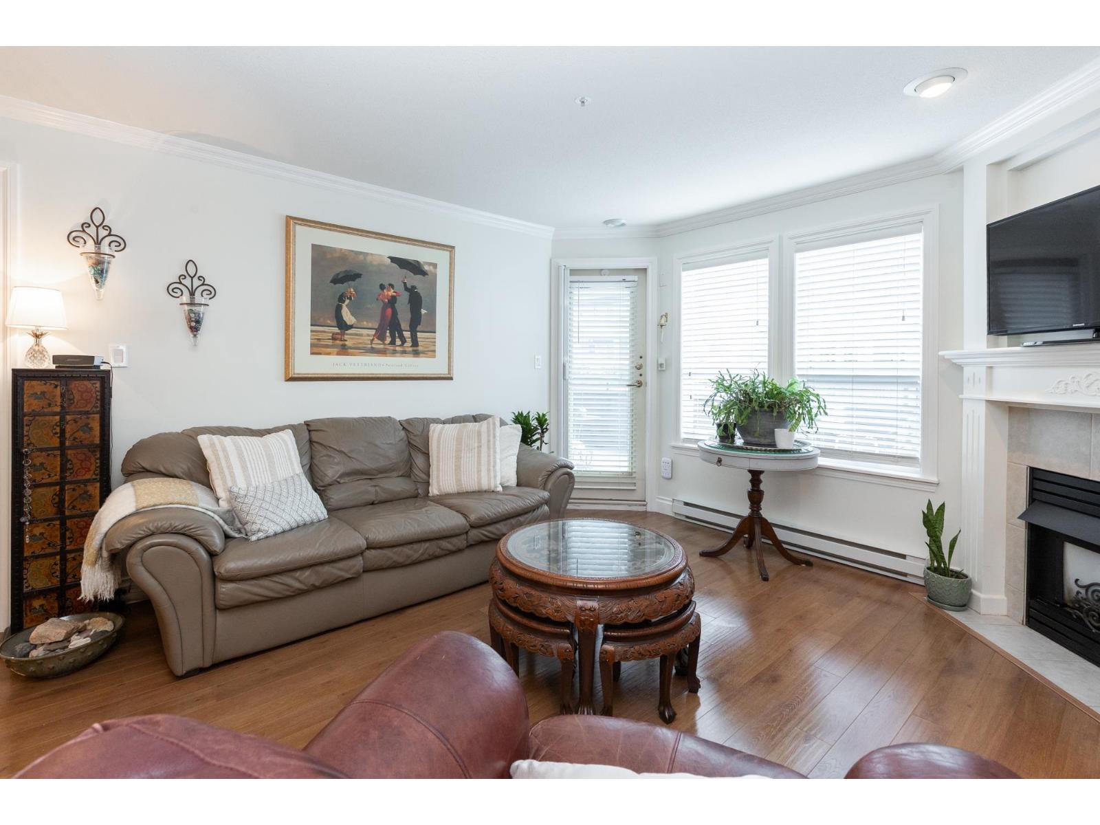 207 1576 Merklin Street, White Rock, British Columbia  V4B 5K2 - Photo 5 - R3111546