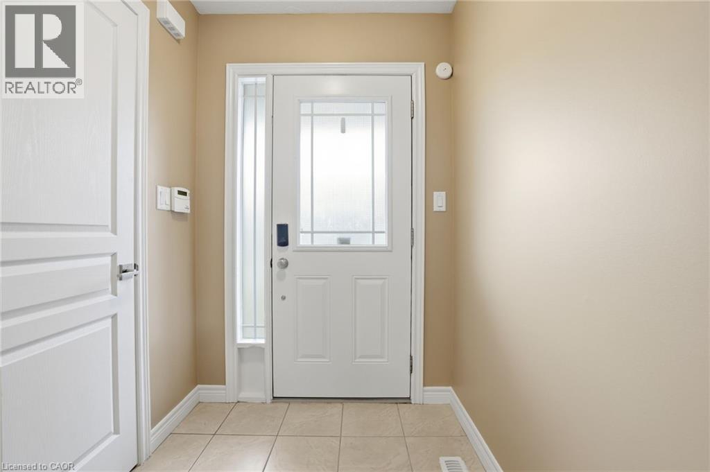 91 Chamomile Drive, Hamilton, Ontario  L8W 0C1 - Photo 3 - 40820270