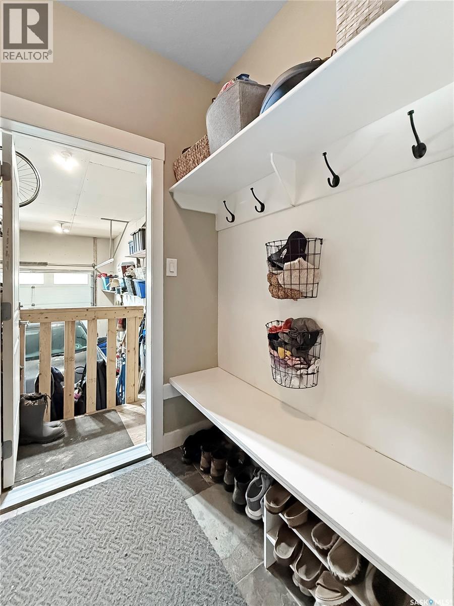 2922 Lakeview Drive, Prince Albert, Saskatchewan  S6W 0A4 - Photo 20 - SK032866