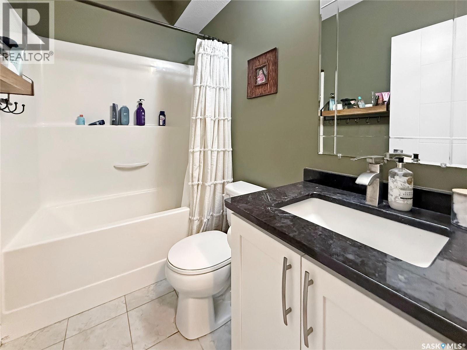 2922 Lakeview Drive, Prince Albert, Saskatchewan  S6W 0A4 - Photo 33 - SK032866