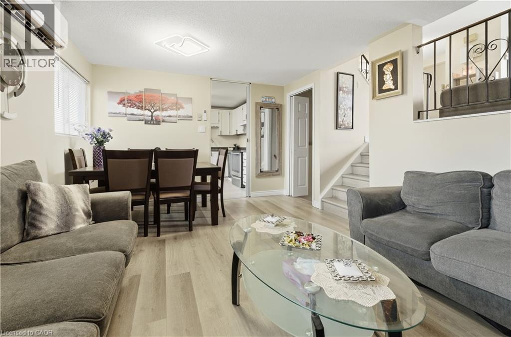 711 Hillview Road, Cambridge, Ontario  N3H 5C2 - Photo 7 - 40819319