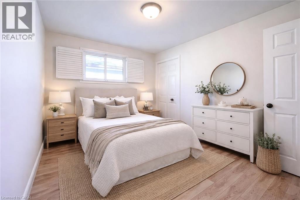 514 Fallingbrook Drive Unit# Upper, Waterloo, Ontario  N2L 4N3 - Photo 4 - 40821057