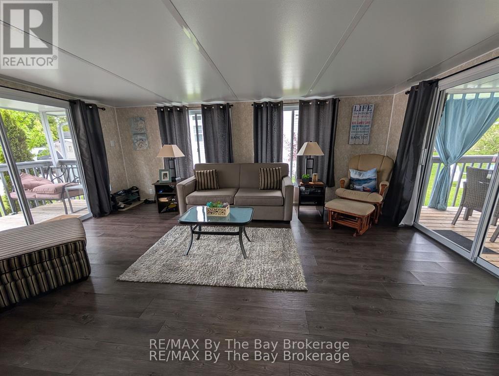 13 Chippewa Trail, Wasaga Beach, Ontario  L9Z 1X7 - Photo 9 - S13000866