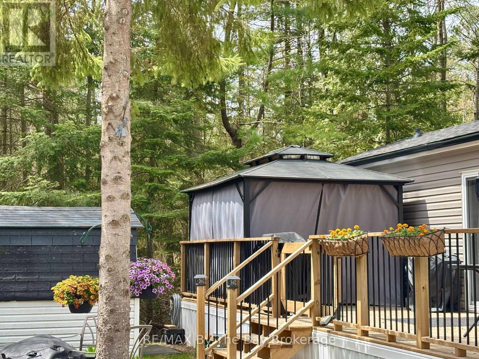 75 - 85 Theme Park Drive, Wasaga Beach, Ontario  L9Z 1X7 - Photo 19 - S13000878