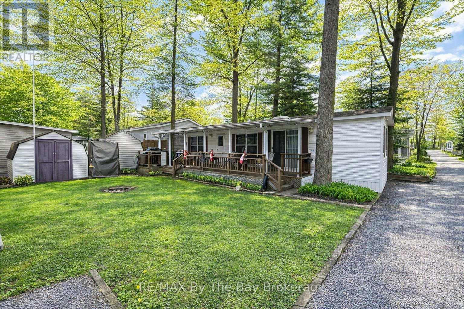 153 - 85 Theme Park Drive, Wasaga Beach, Ontario  L9Z 1X7 - Photo 1 - S13000904