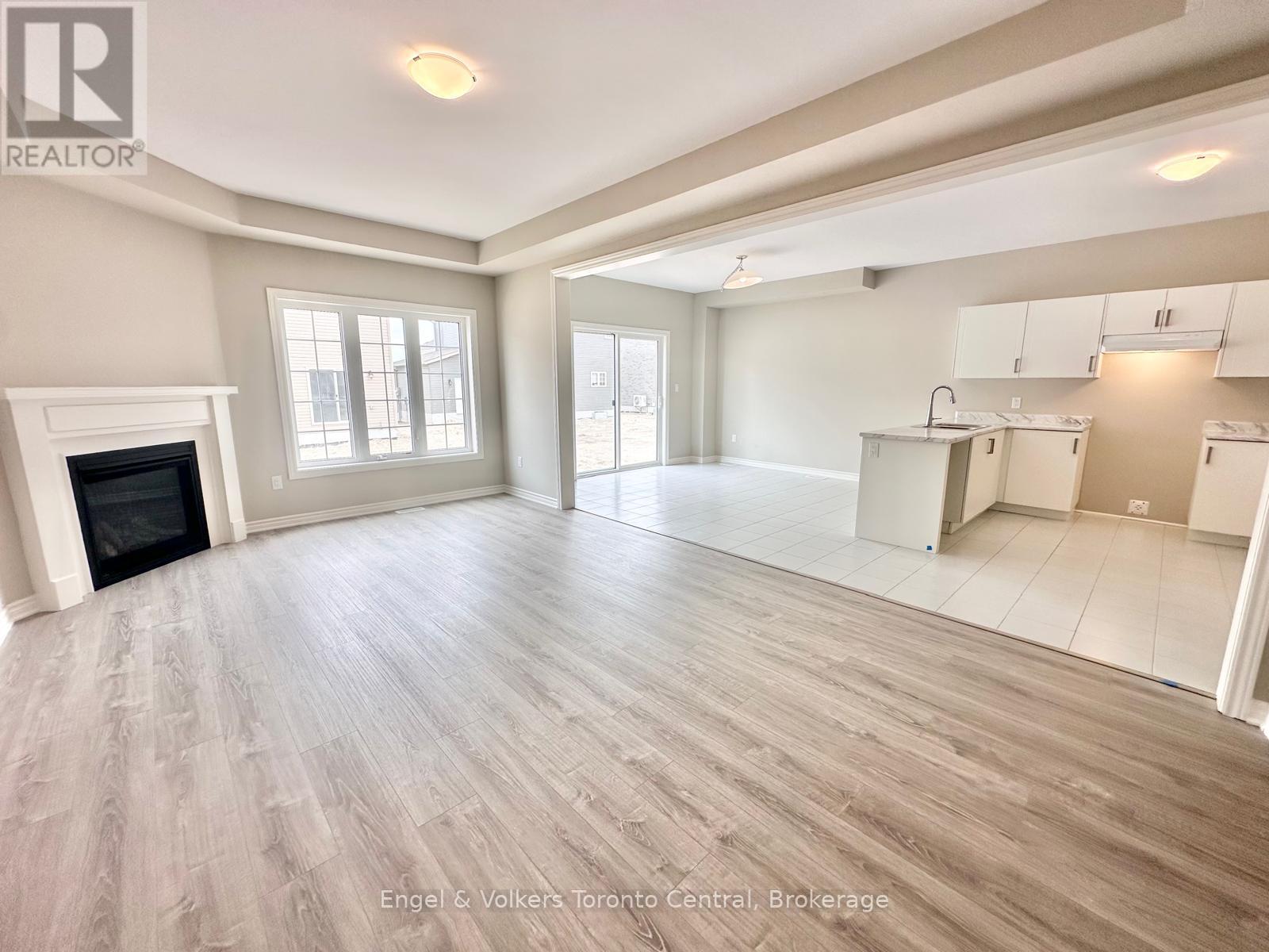 209 Clipper Drive, Clearview (Stayner), Ontario  L0M 1S0 - Photo 10 - S13000938