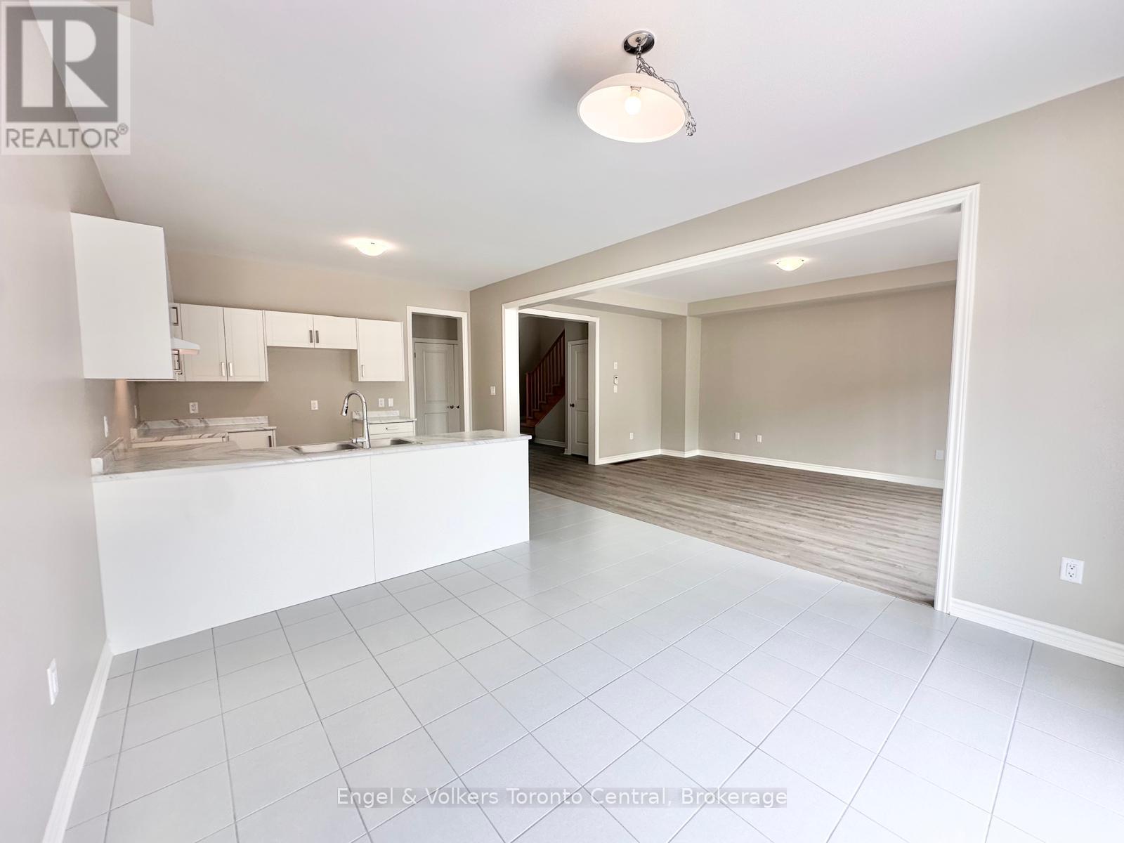 209 Clipper Drive, Clearview (Stayner), Ontario  L0M 1S0 - Photo 12 - S13000938