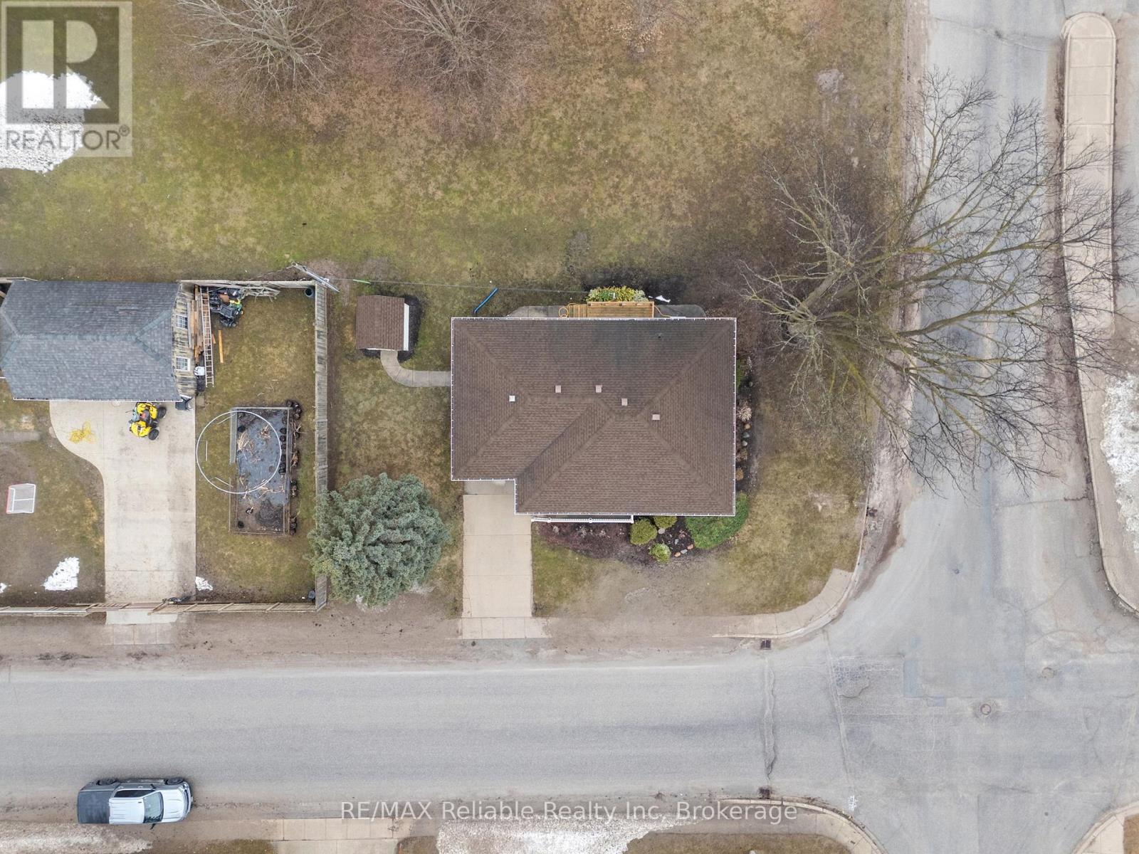 116 Duke Street, Huron East, Ontario  N0K 1W0 - Photo 34 - X13000888