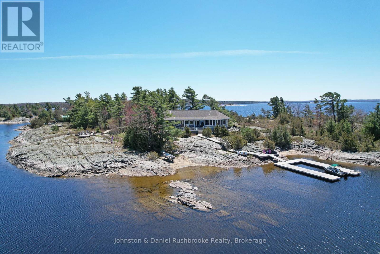 2 ISLAND 1210, Georgian Bay, Ontario