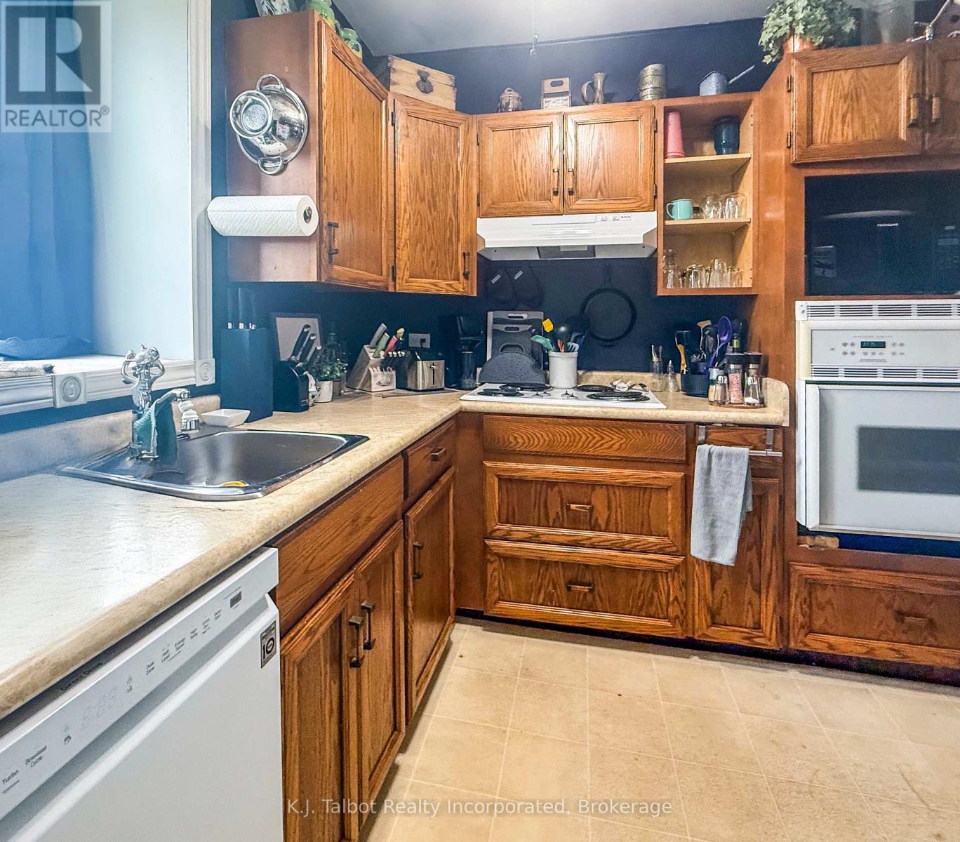 636 Campbell Street, Huron-Kinloss, Ontario  N0G 2H0 - Photo 18 - X13001162